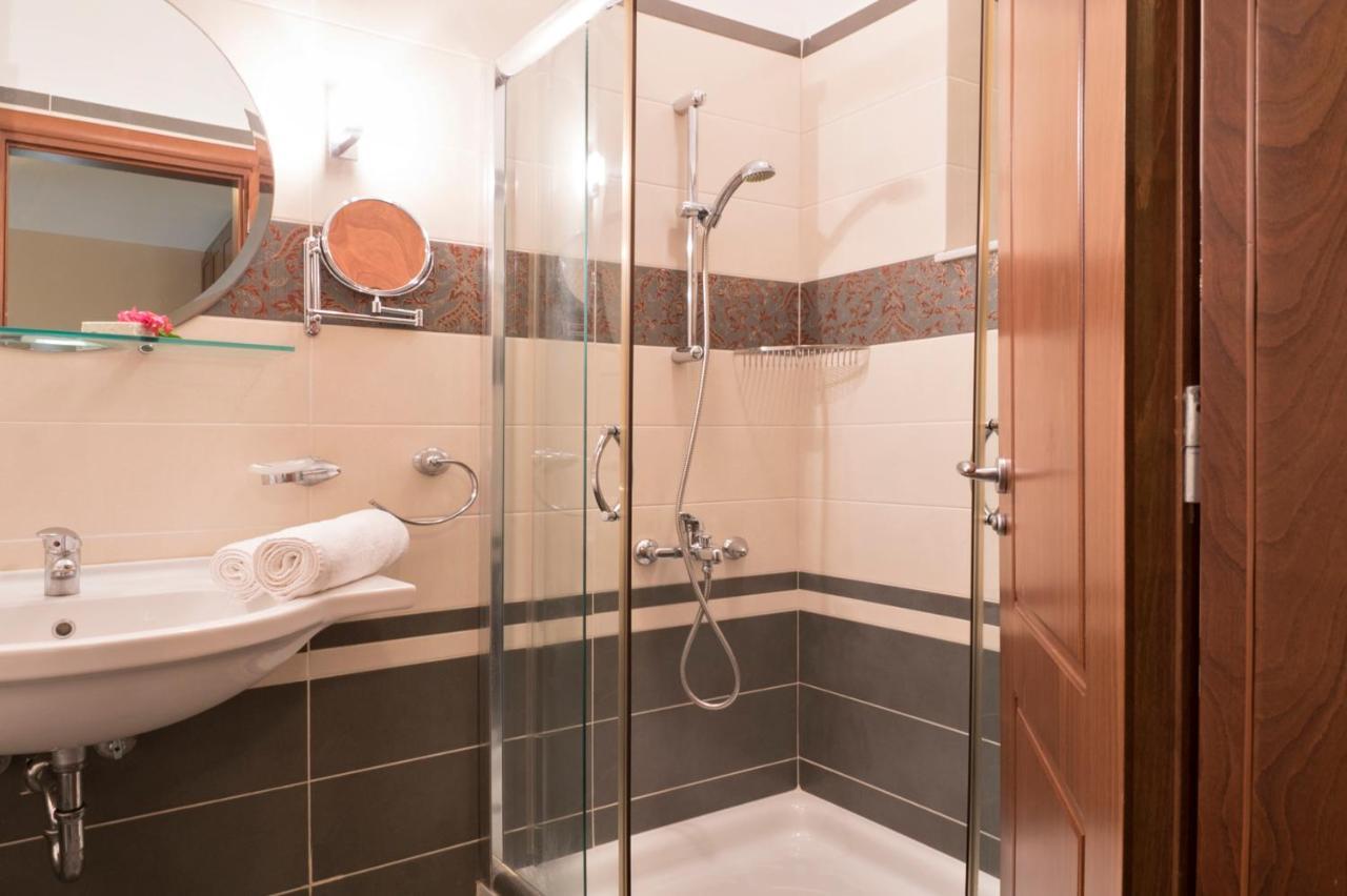 קאטו דרטסו Flamingos Hotel Apartments מראה חיצוני תמונה