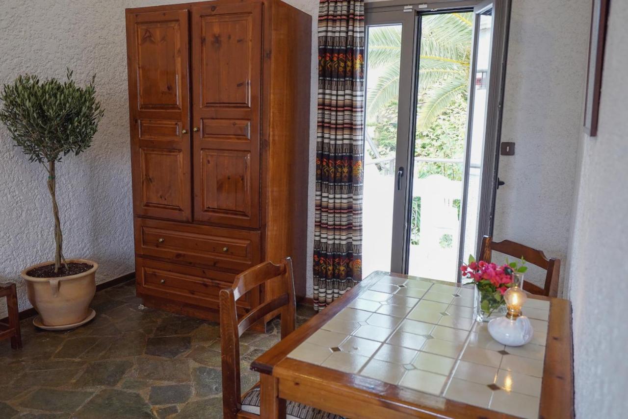 קאטו דרטסו Flamingos Hotel Apartments מראה חיצוני תמונה