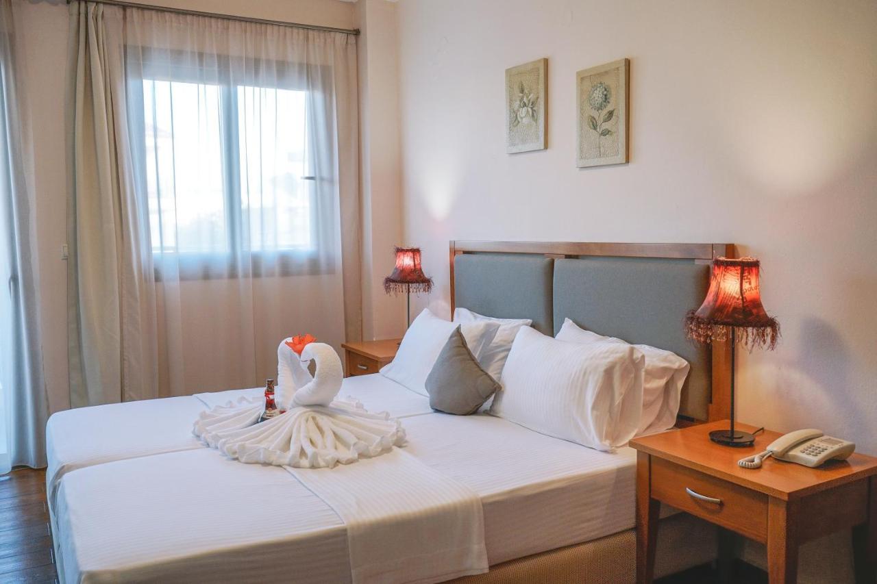 קאטו דרטסו Flamingos Hotel Apartments מראה חיצוני תמונה