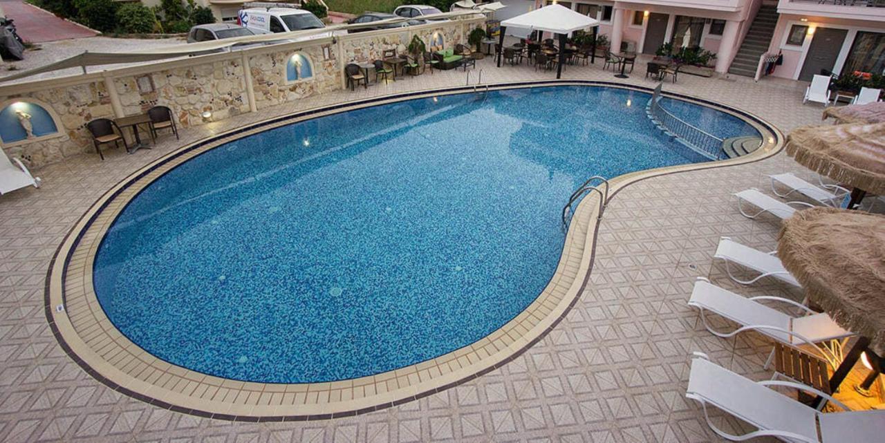 קאטו דרטסו Flamingos Hotel Apartments מראה חיצוני תמונה
