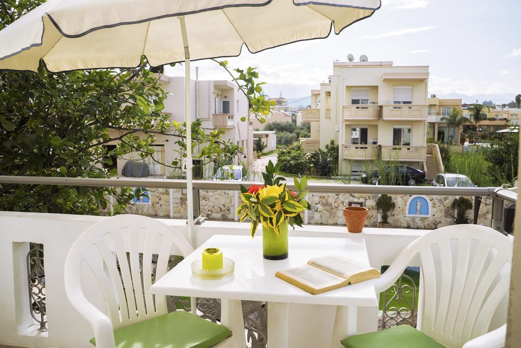 קאטו דרטסו Flamingos Hotel Apartments חדר תמונה