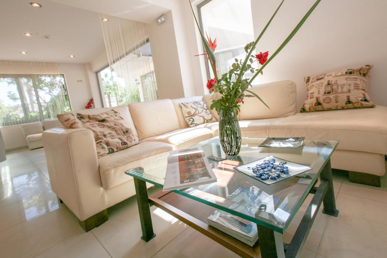 קאטו דרטסו Flamingos Hotel Apartments מראה חיצוני תמונה