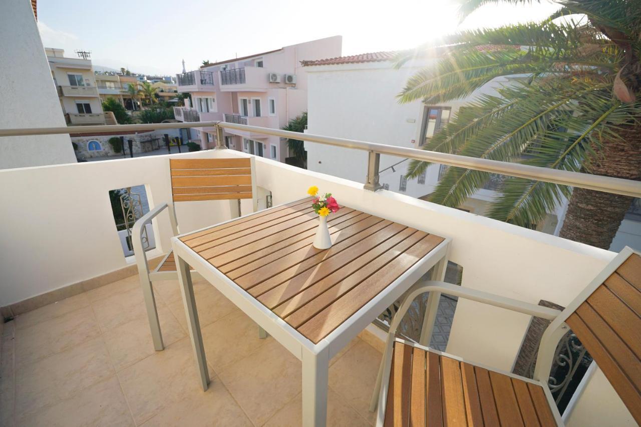 קאטו דרטסו Flamingos Hotel Apartments מראה חיצוני תמונה